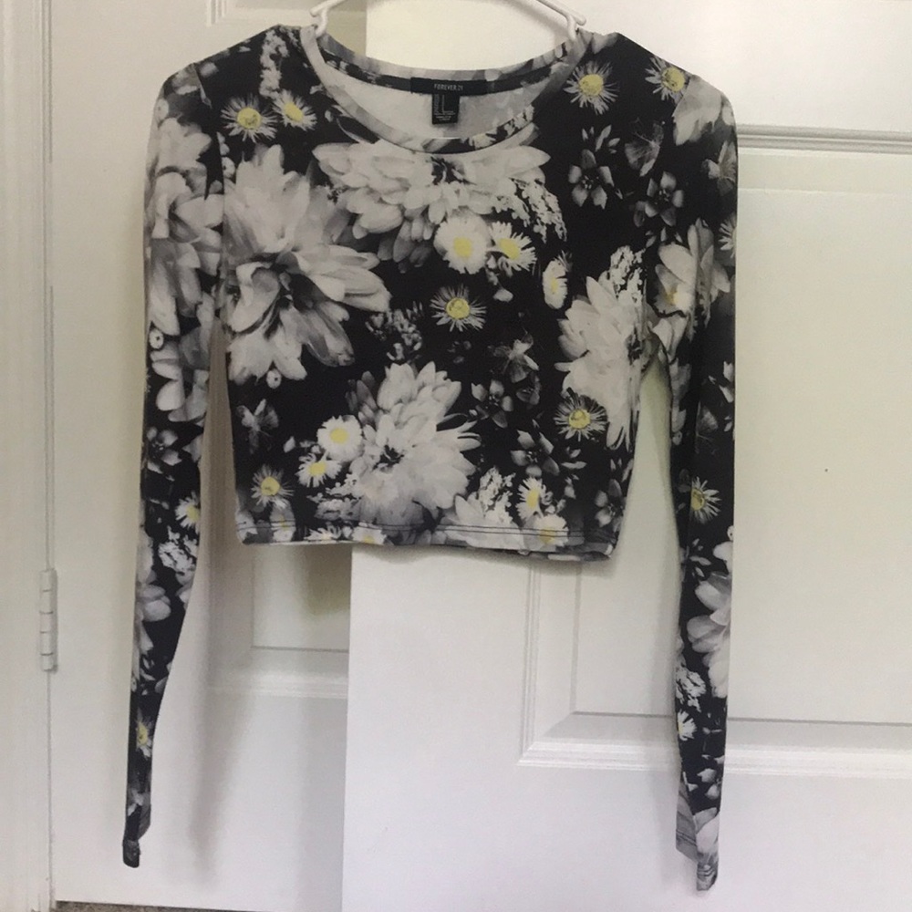 Long sleeve crop top - cool print
